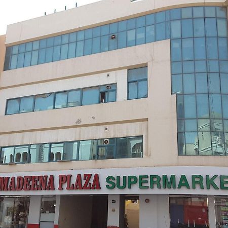Brand New Boys Hostel 5 Min Walk From Burjuman Metro Station Exit-4 With All Brand New Furnishings & Free Facilities Dubai Eksteriør billede