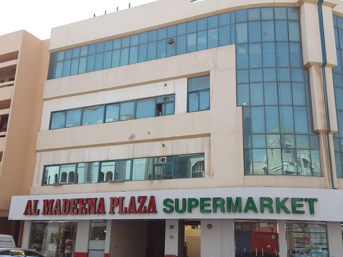 Brand New Boys Hostel 5 Min Walk From Burjuman Metro Station Exit-4 With All Brand New Furnishings & Free Facilities Dubai Eksteriør billede