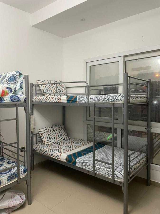 Brand New Boys Hostel 5 Min Walk From Burjuman Metro Station Exit-4 With All Brand New Furnishings & Free Facilities Dubai Eksteriør billede